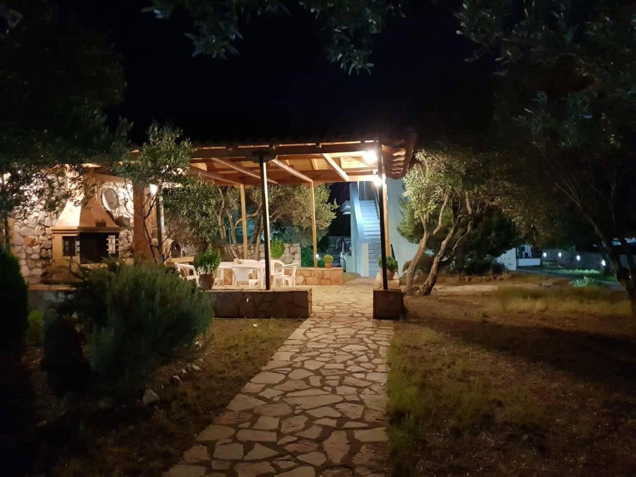 Domaine Papakonstantis Apartments To Let スコウタリオン エクステリア 写真