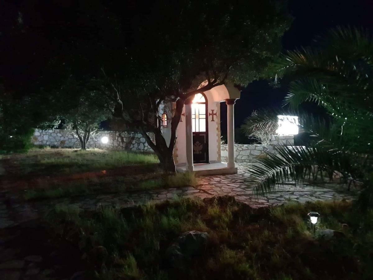 Domaine Papakonstantis Apartments To Let スコウタリオン エクステリア 写真